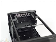 CM Elite 130 interior (7)