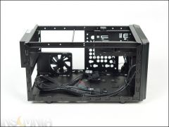 CM Elite 130 interior (10)