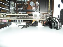 Η Wi-Fi κάρτα (TP-LINK TL-WN951N) μαζί με την κάρτα ήχου (ASUS Xonar DG)