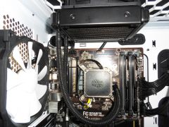 Η προηγούμενη υδρόψυξη (Cooler Master Seidon 120V)