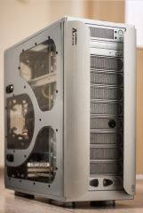 Thermaltake Armor front