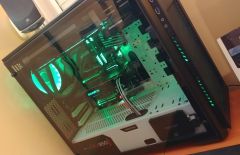 Enthoo pro M Special edition phanteks halos