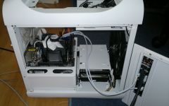 bitfenix prodigy white black 10