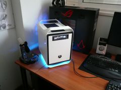 bitfenix prodigy white black 04