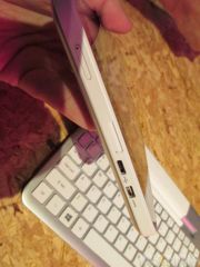 Acer Iconia W3