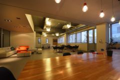 Skroutz HQ