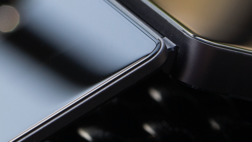 Στα μέσα Οκτωβρίου η ZTE θα λανσάρει το “foldable” Axon M με τις δύο οθόνες