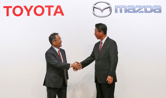 Συνεργασία των Toyota και Mazda στη κατασκευή ηλεκτροκίνητων οχημάτων