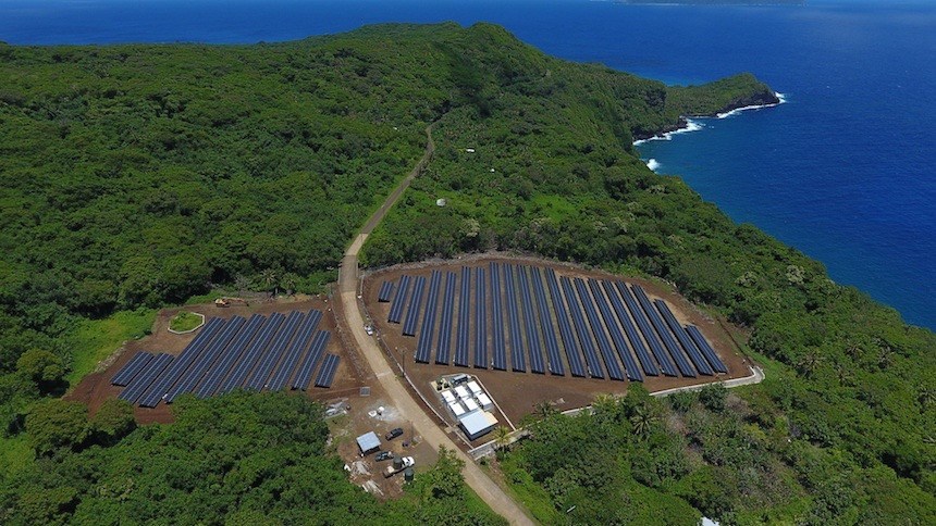 Πρόταση της Tesla για την αποκατάσταση της ηλεκτροδότησης του Πουέρτο Ρίκο με φωτοβολταϊκά και μπαταρίες