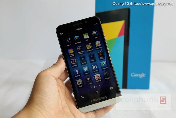 Σε video το BlackBerry Z30 με οθόνη 5' ιντσών