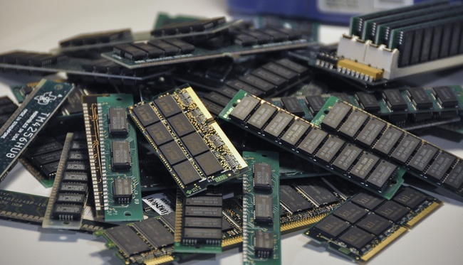 Οι τιμές των DRAM μνημών θα συνεχίσουν την ανοδική πορεία τον Απρίλιο