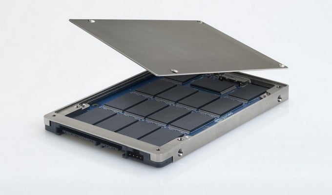 Editorial: Μερικές Βασικές Γνώσεις Πάνω στα Solid State Drives (SSDs)