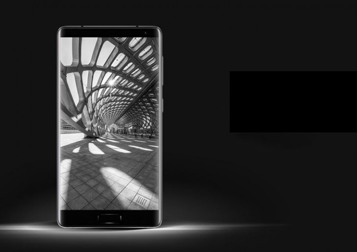 ZUK Edge με οθόνη που καταλαμβάνει το 86,4% της εμπρόσθιας όψης