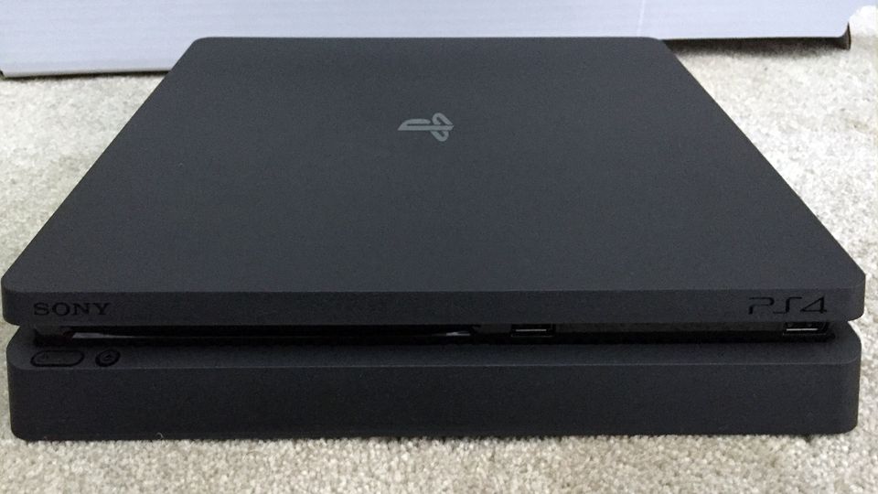 Πιθανή διαρροή του PlayStation 4 Slim