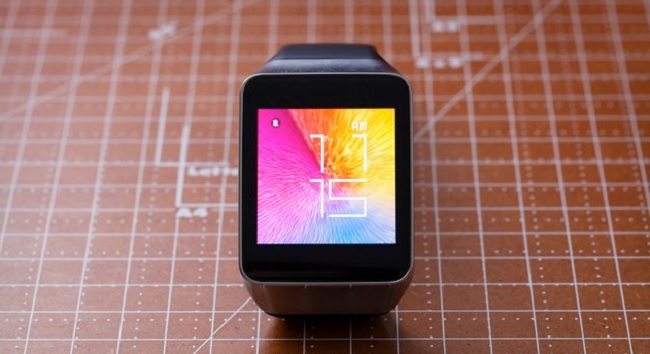 Σε κόντρα οι Google και Samsung για τα smartwatches