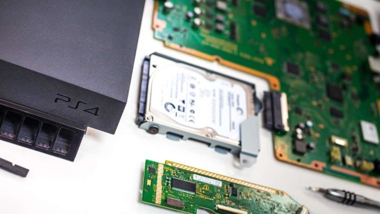 H Sony βελτιώνει την απόδοση του PS4 "ξεκλειδώνοντας" τον 7ο πυρήνα
