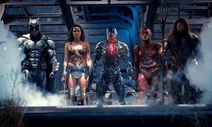 Στο πρώτο πλήρες trailer, η Justice League σχηματίζεται