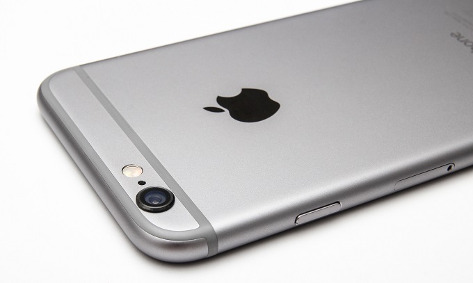 71,5 εκατομμύρια iPhone αναμένεται να πουλήσει η Apple το τελευταίο τρίμηνο της χρονιάς