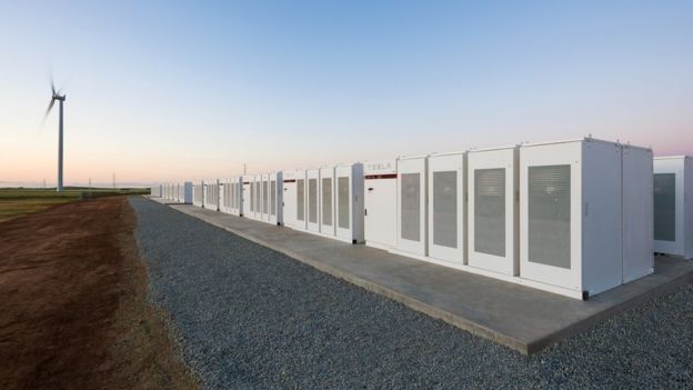 Από την Tesla η μεγαλύτερη μπαταρία ιόντων λιθίου στον κόσμο