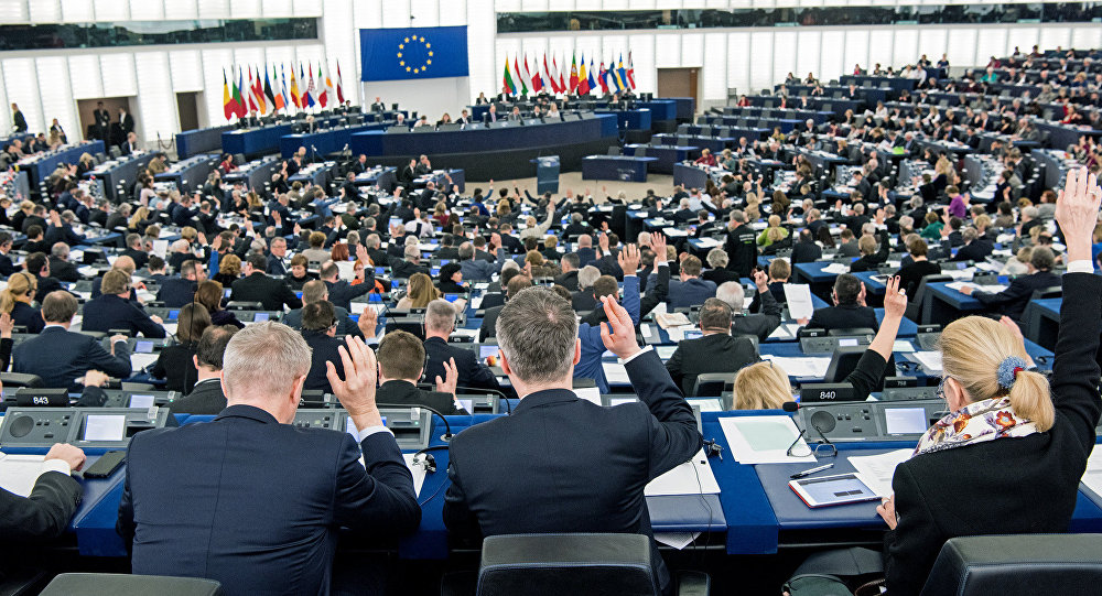 Το Ευρωκοινοβούλιο ζητά κανόνες δεοντολογίας για τη ρομποτική και την τεχνητή νοημοσύνη