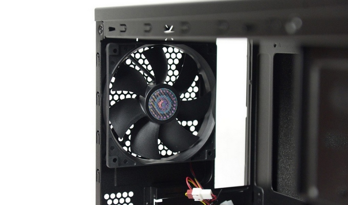 Cooler Master Silencio 452 Review