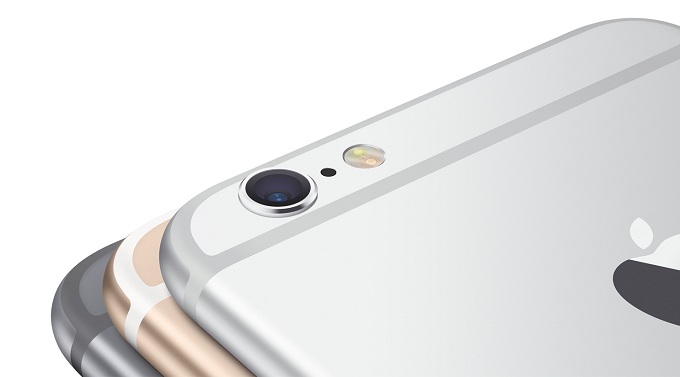 To iPhone μεγάλωσε. Σε δύο μεγέθη το νέο iPhone 6 της Apple