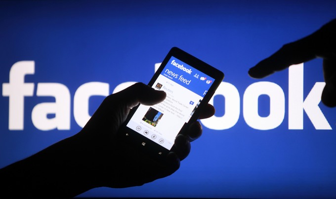 Το Facebook τροποποιεί τον κανονισμό περί χρήσης πραγματικών ονομάτων