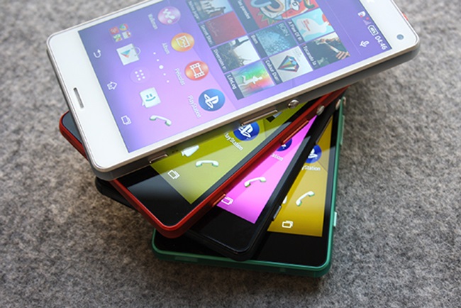 Επίσημες φωτογραφίες του Sony Xperia Z3 Compact