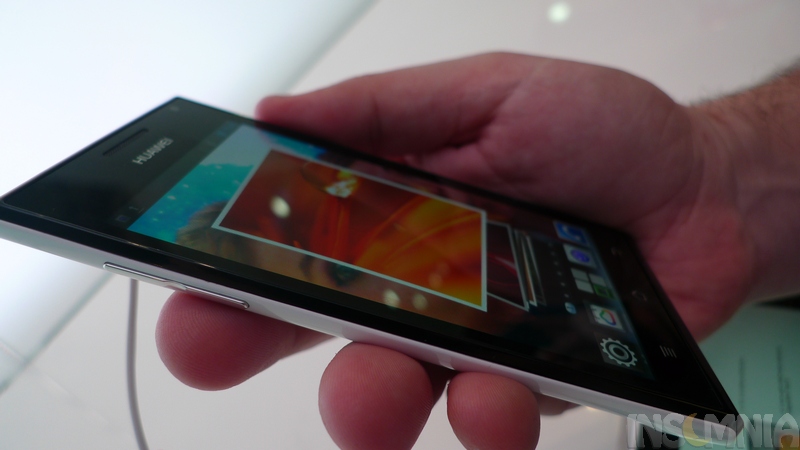 Huawei Ascend P1 και το υπέρλεπτο P1 S  (video)