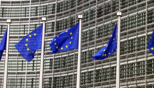 Η Microsοft κατηγορεί τη Google για αντιμονοπωλιακές πρακτικές στο Android