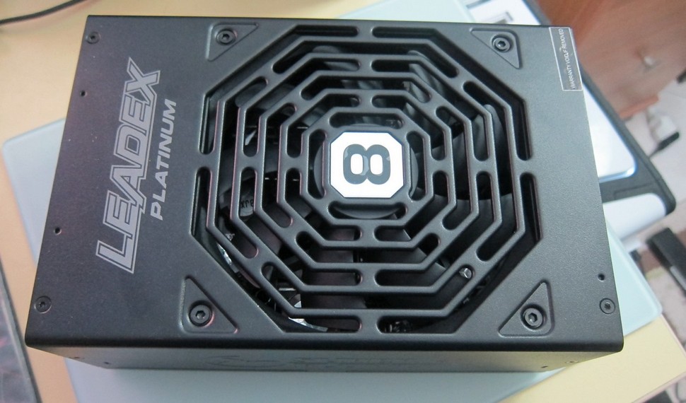 Super Flower Leadex Platinum 2000 W Hands-On