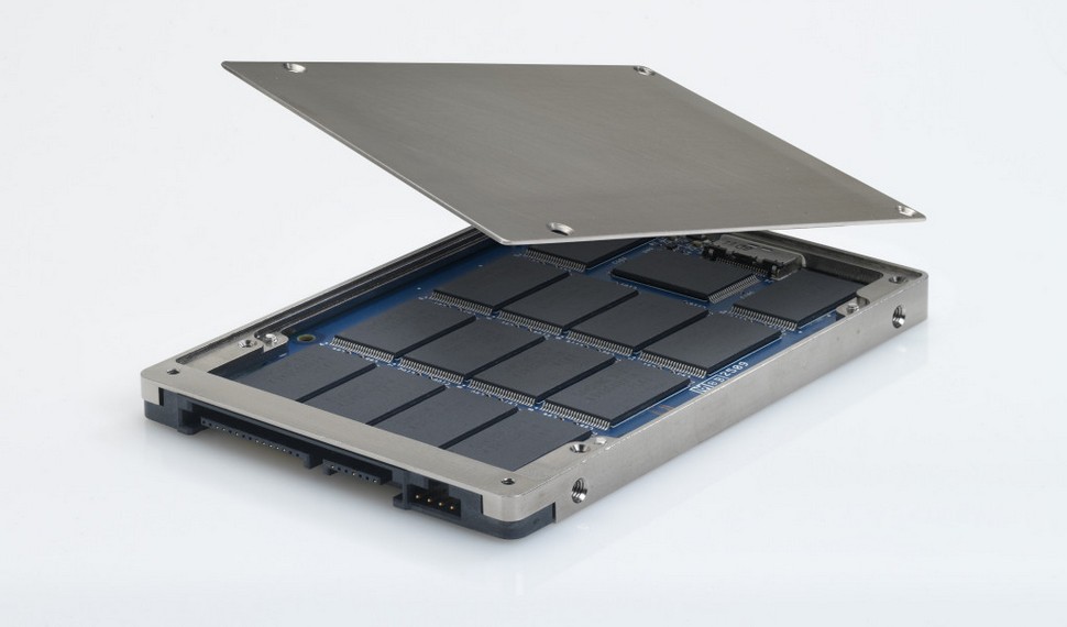 Editorial: Μερικές Βασικές Γνώσεις Πάνω στα Solid State Drives (SSDs)
