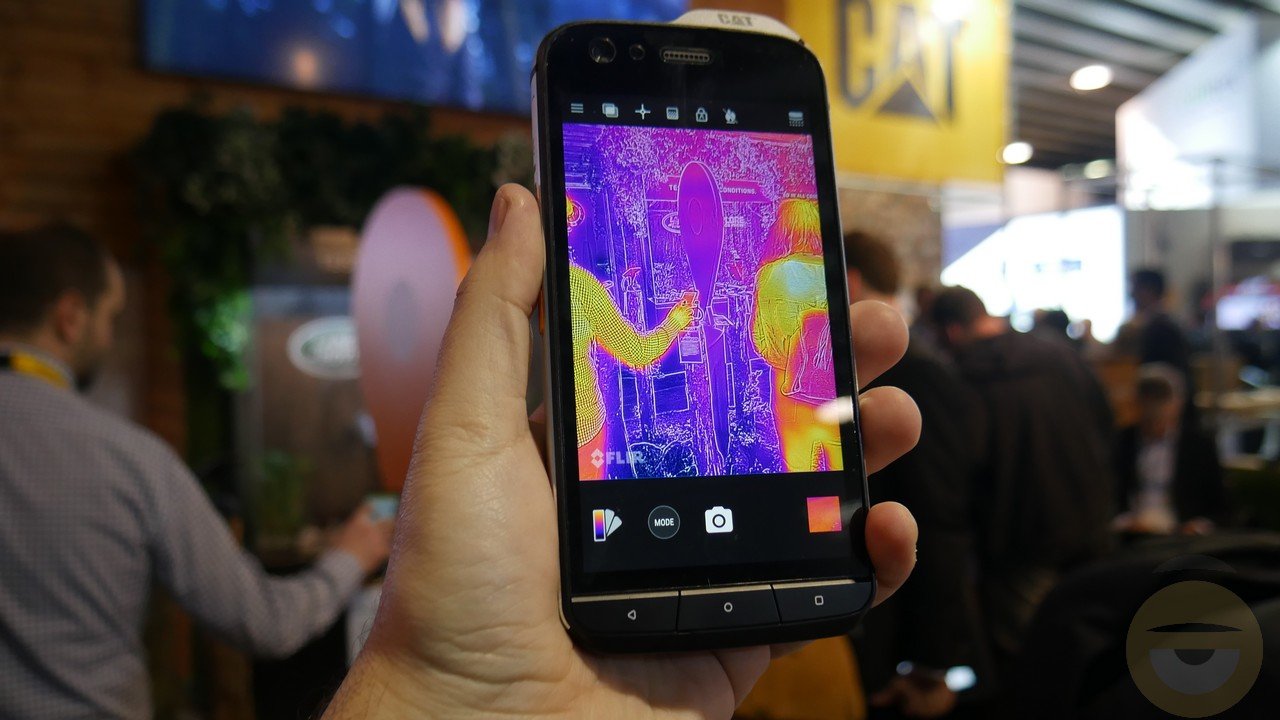 Η δεύτερη γενιά του smartphone της CAT με θερμική κάμερα, S61, είναι ακόμα πιο εξελιγμένη