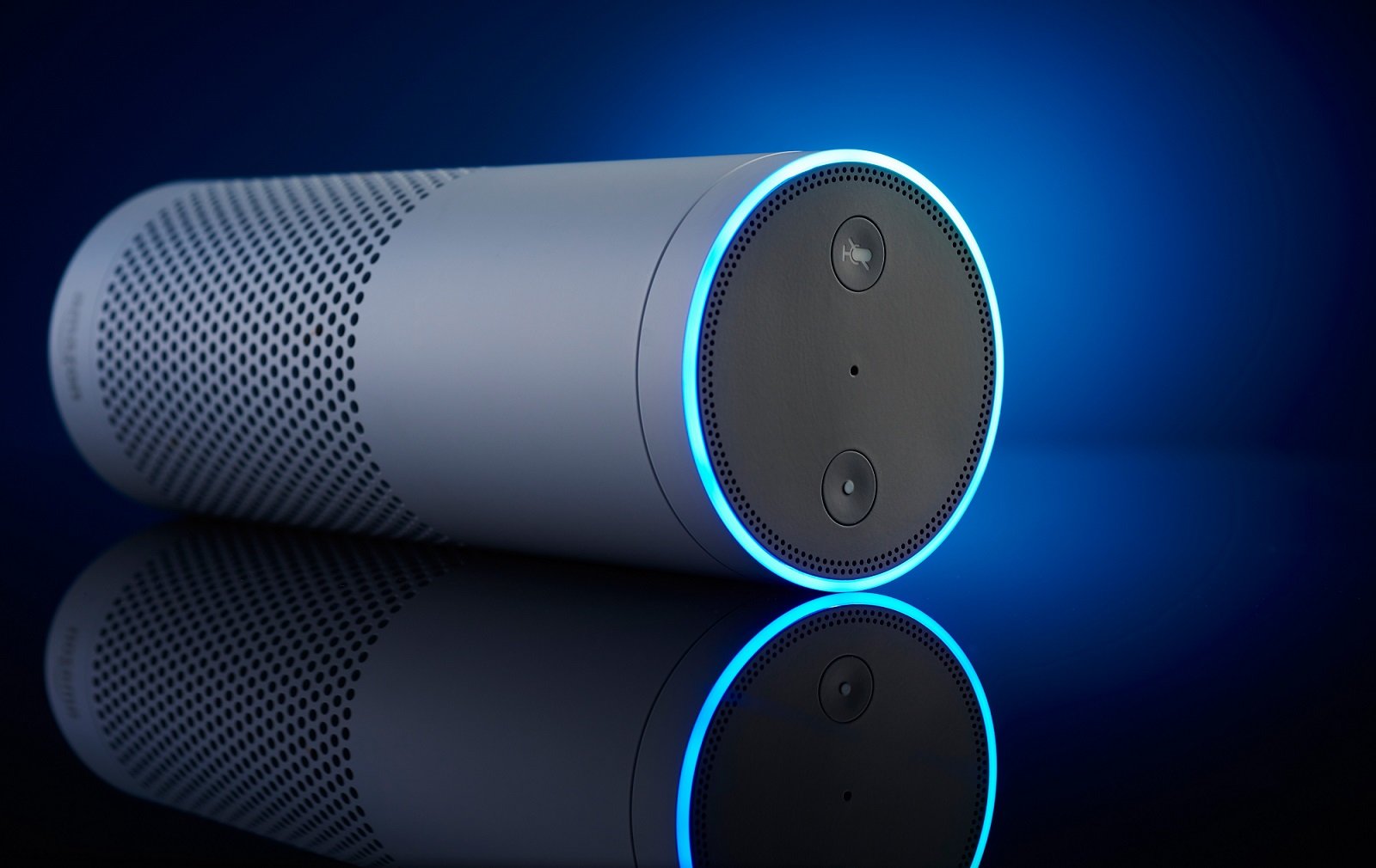 Η Amazon ξεκίνησε να σχεδιάζει τα δικά της chips AI για να βελτιώσει την Alexa
