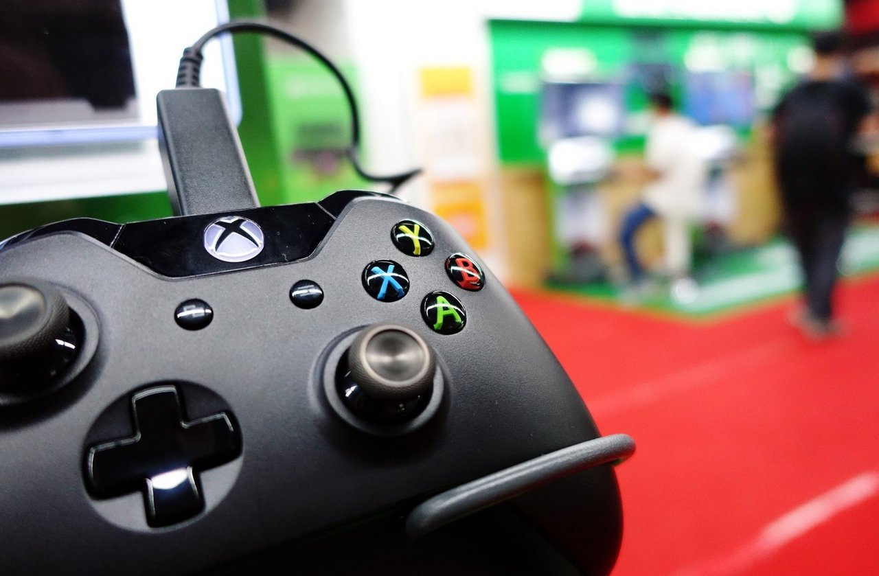 Έχουν τα Xbox και PlayStation, ανάγκη πια τις αλυσίδες λιανικής;