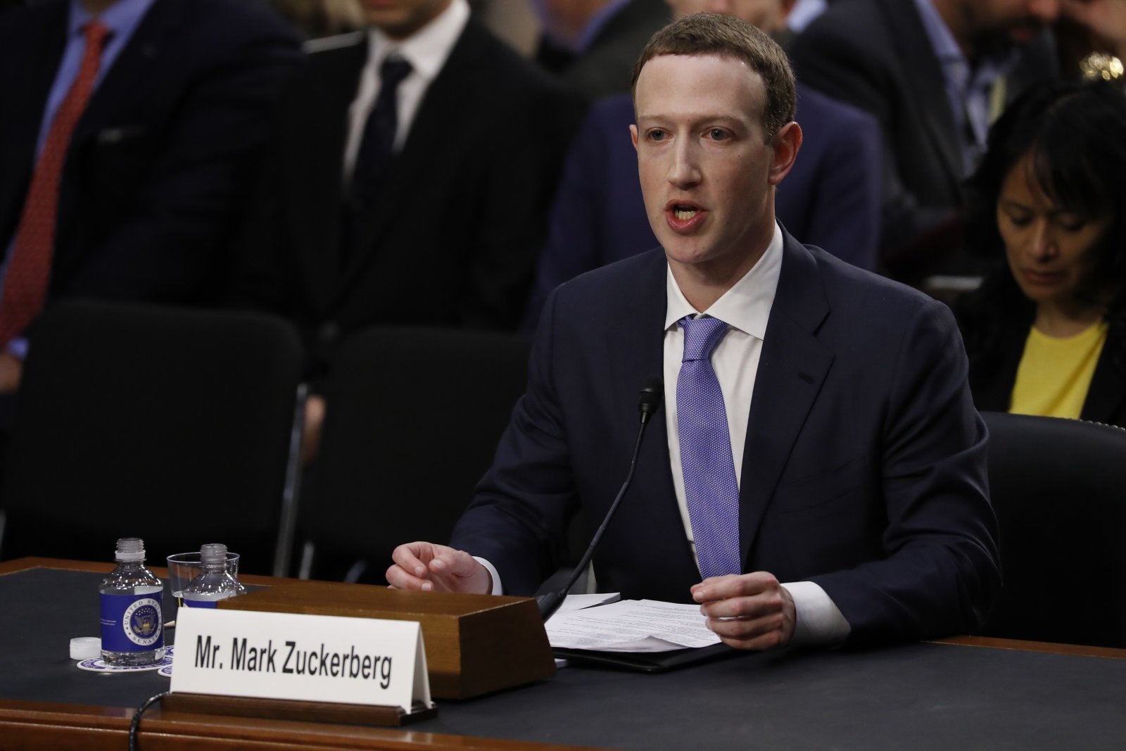 Facebook: Δε χρησιμοποιούμε το μικρόφωνο των φορητών συσκευών σας για στοχευμένη διαφήμιση