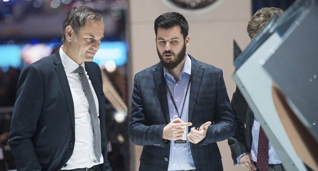Η Porsche επενδύει στον κατασκευαστή ηλεκτρικών υπεραυτοκινήτων Rimac