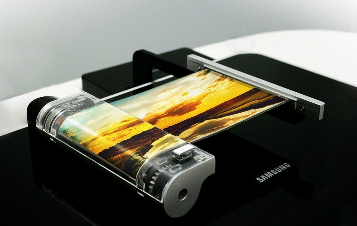 Το “foldable” smartphone της Samsung έρχεται στις αρχές του 2019 και θα στοιχίζει σχεδόν $2000