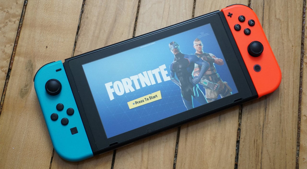 Περισσότερες πληροφορίες για "Η Sony “μπλοκάρει” το Fortnite στο Nintendo Switch!"