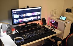 desk 1.jpg