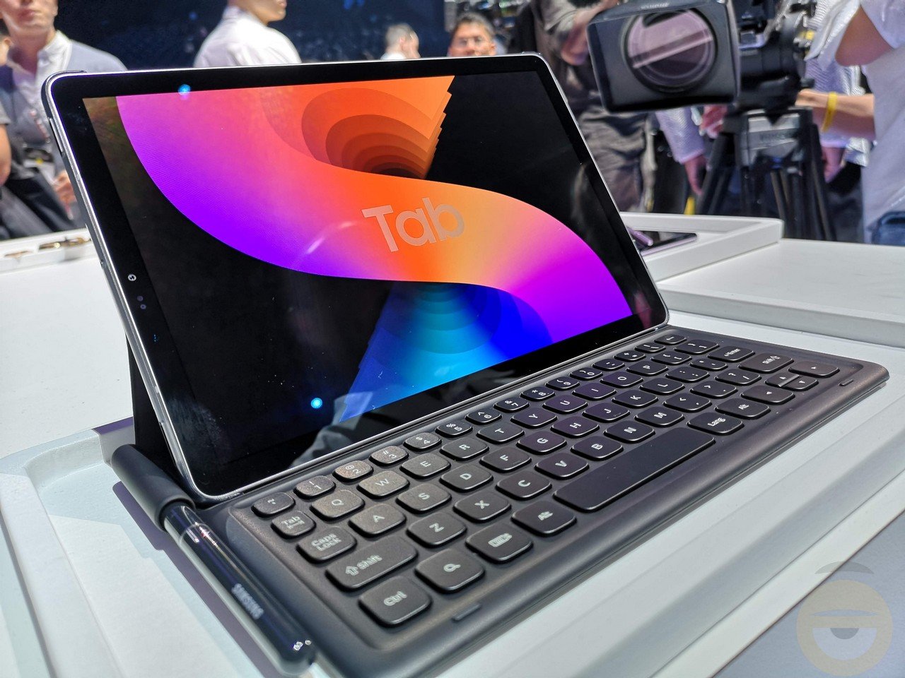 Με έμφαση στην παραγωγικότητα το Samsung Galaxy Tab S4