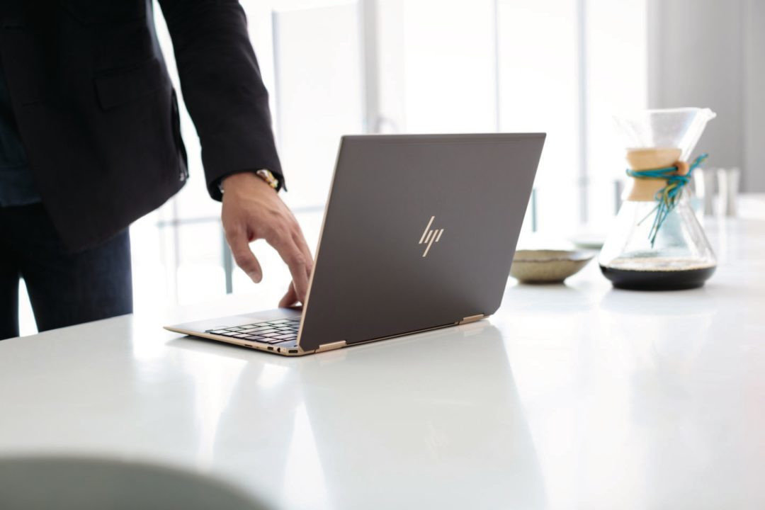 Το νέο HP Spectre x360 διαθέτει Intel «Whiskey Lake» CPU και Webcam Privacy Kill Switch