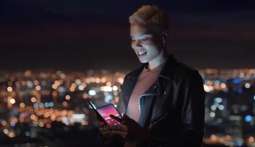 Η Samsung επιβεβαίωσε ότι θα παρουσιάσει το foldable smartphone της στις 20 Φεβρουαρίου