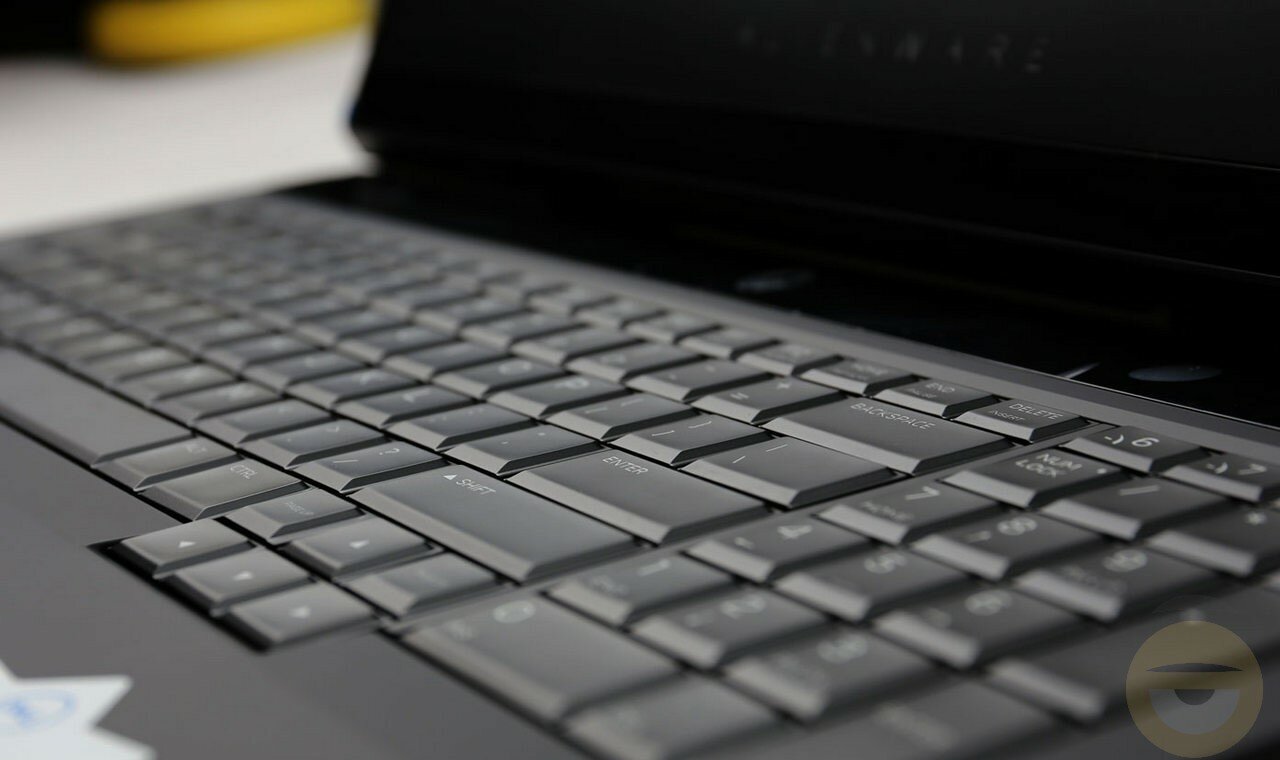 Dell Alienware 17 R5 Review