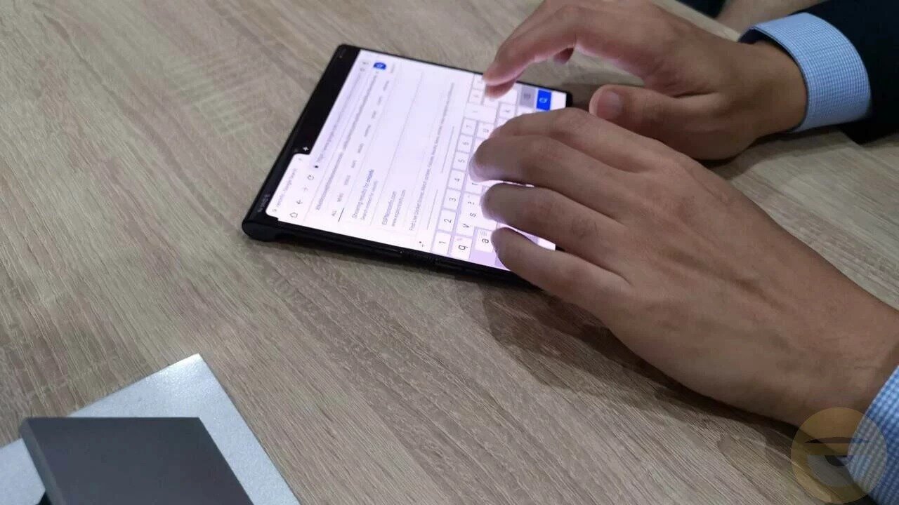 Περισσότερες πληροφορίες για "Μια πρώτη επαφή με το αναδιπλούμενο Mate X της Huawei"