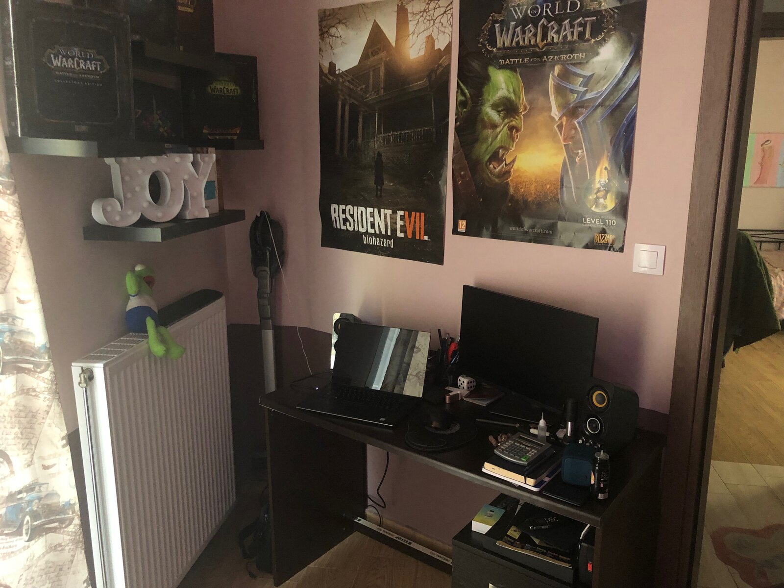 Desk