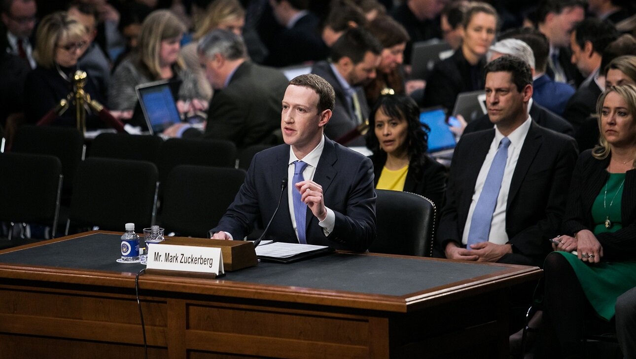 The Great Hack: Το νέο ντοκιμαντέρ του Netflix για το σκάνδαλο Facebook/ Cambridge Analytica