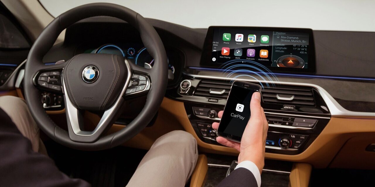 Η BMW ανακαλεί την απόφασή της να χρεώνει με συνδρομή το Apple CarPlay
