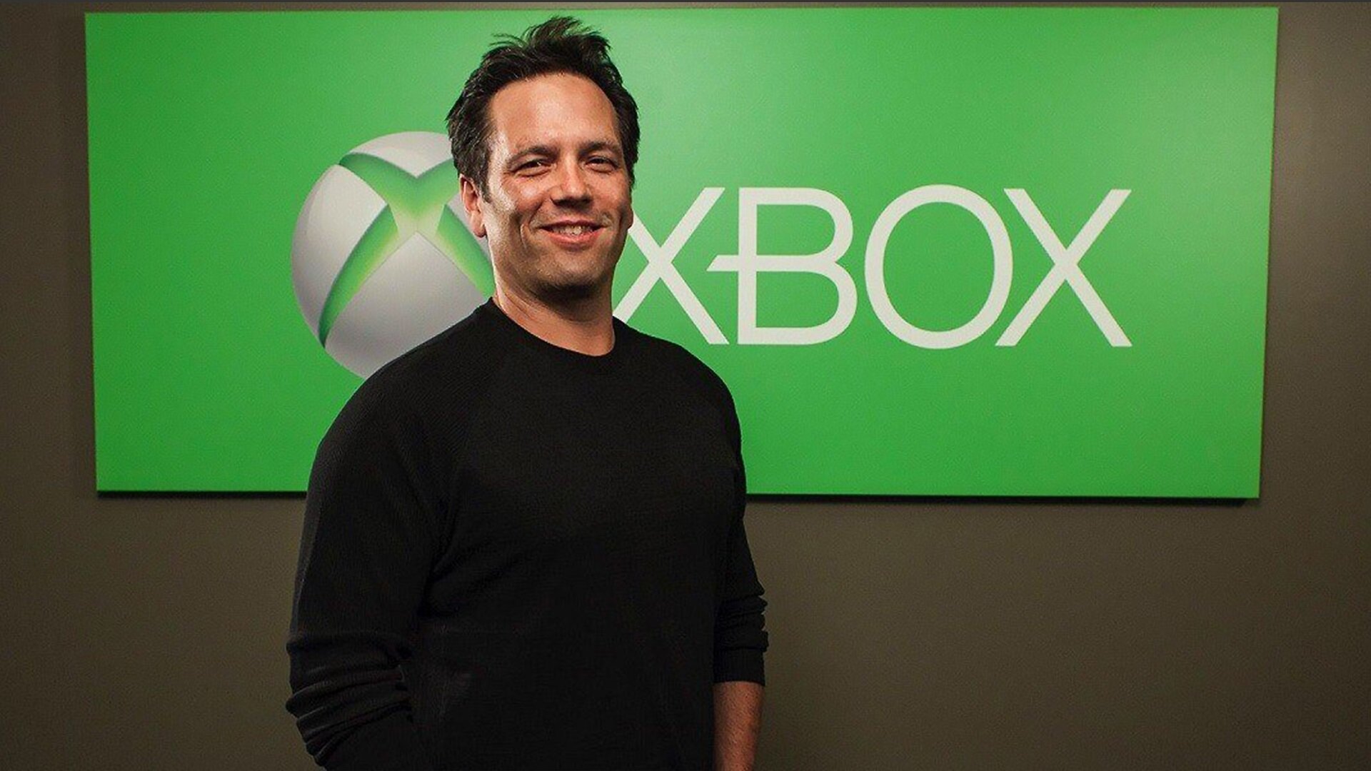 O Phil Spencer του Xbox λέει πως οι «κύριοι ανταγωνιστές μελλοντικά» θα είναι οι Amazon και Google