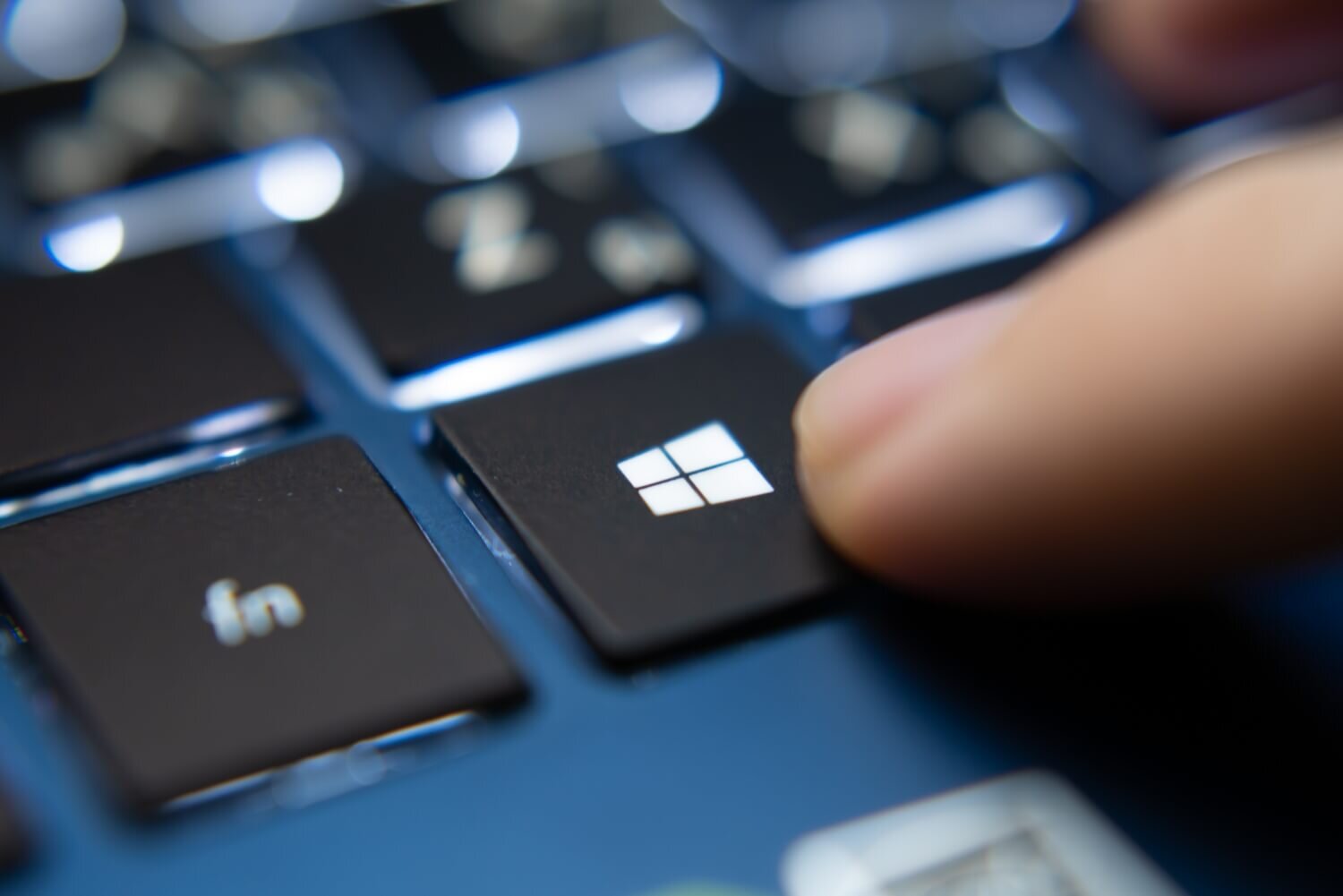 Η Microsoft τώρα προορίζει τα Windows 10X για single-screen συσκευές